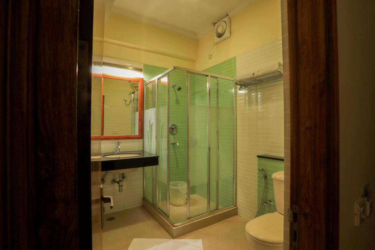 Classic Residency Haridwār Esterno foto