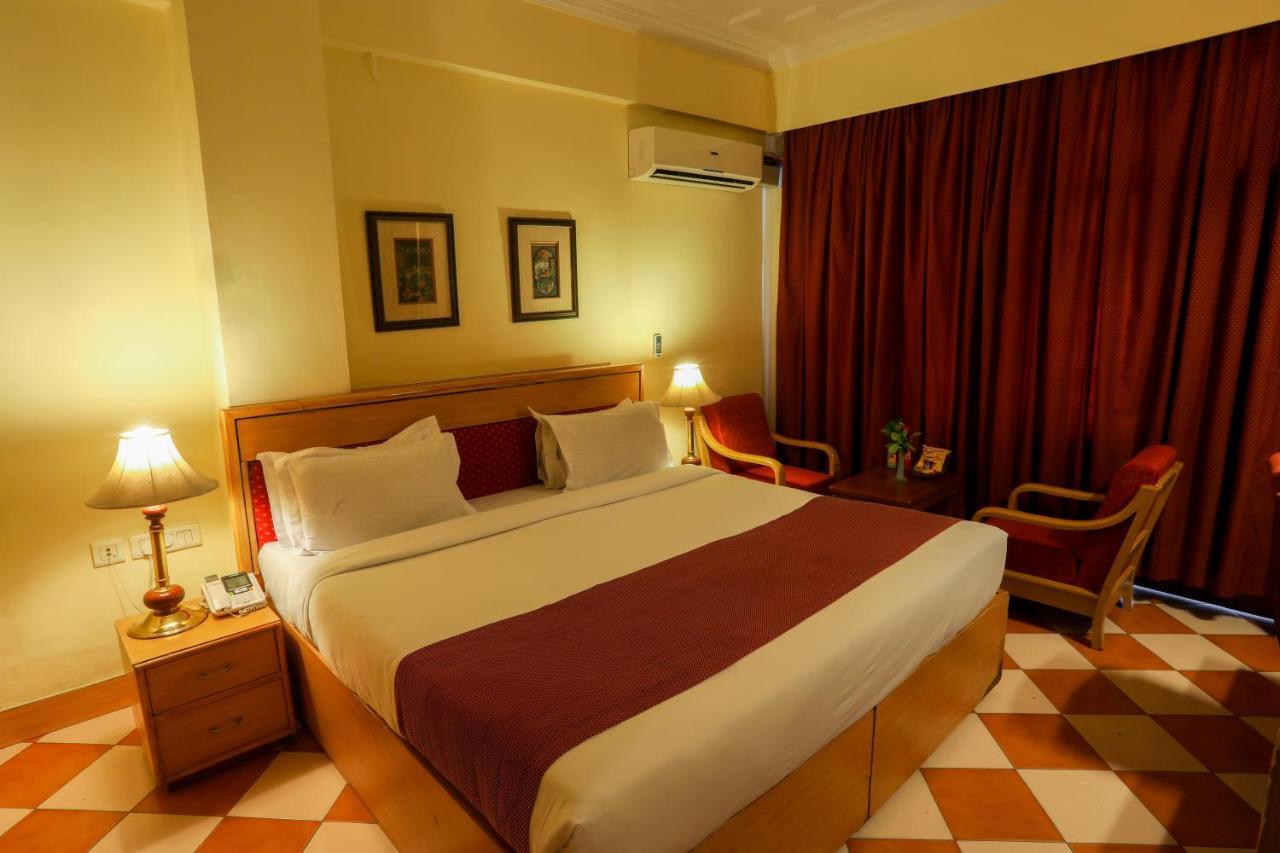 Classic Residency Haridwār Esterno foto