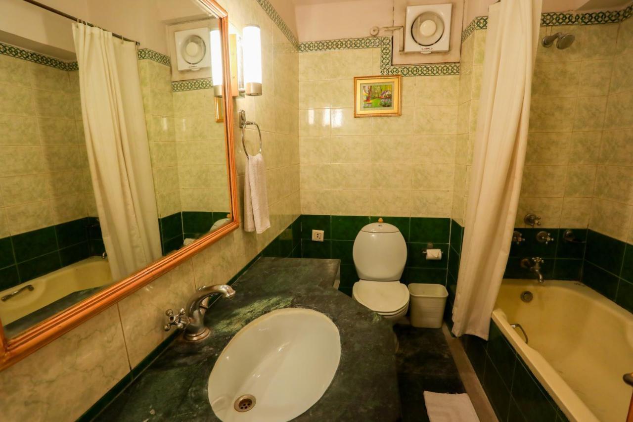 Classic Residency Haridwār Esterno foto