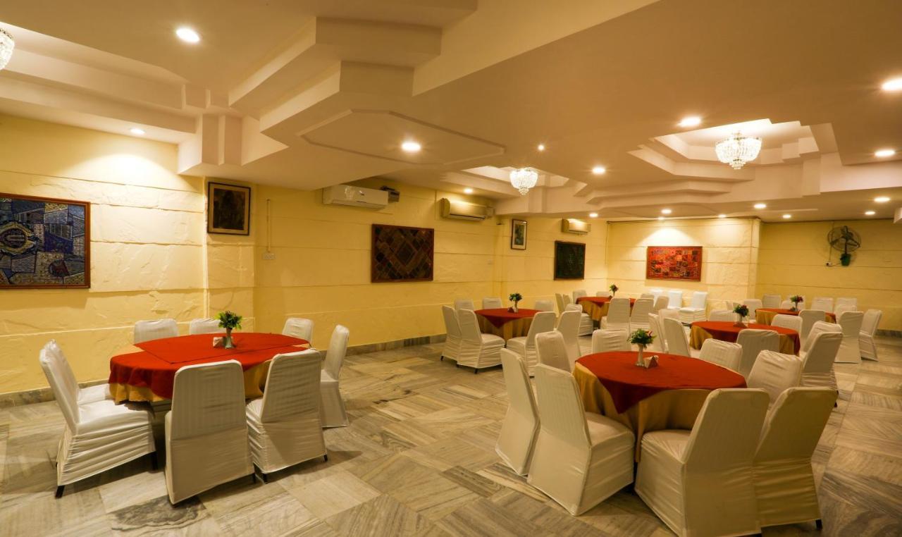 Classic Residency Haridwār Esterno foto