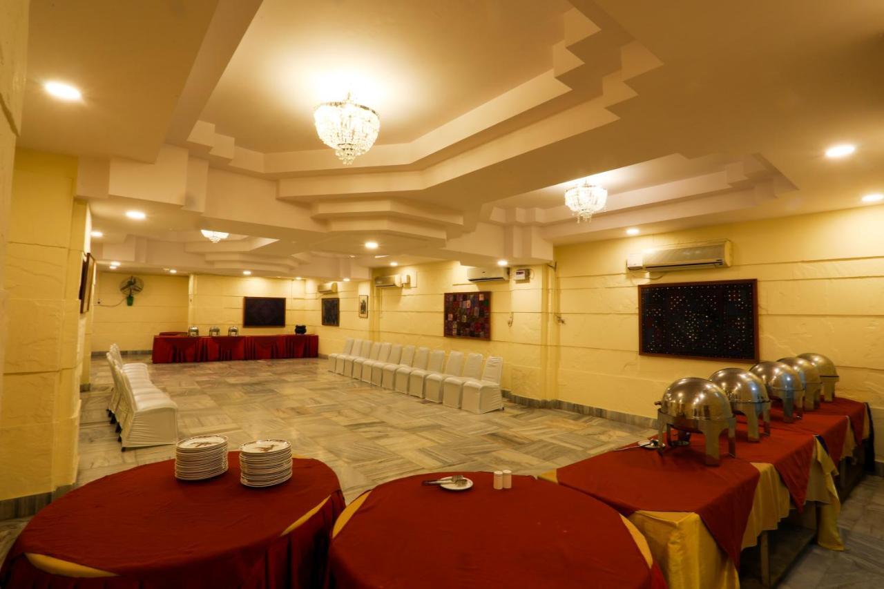 Classic Residency Haridwār Esterno foto