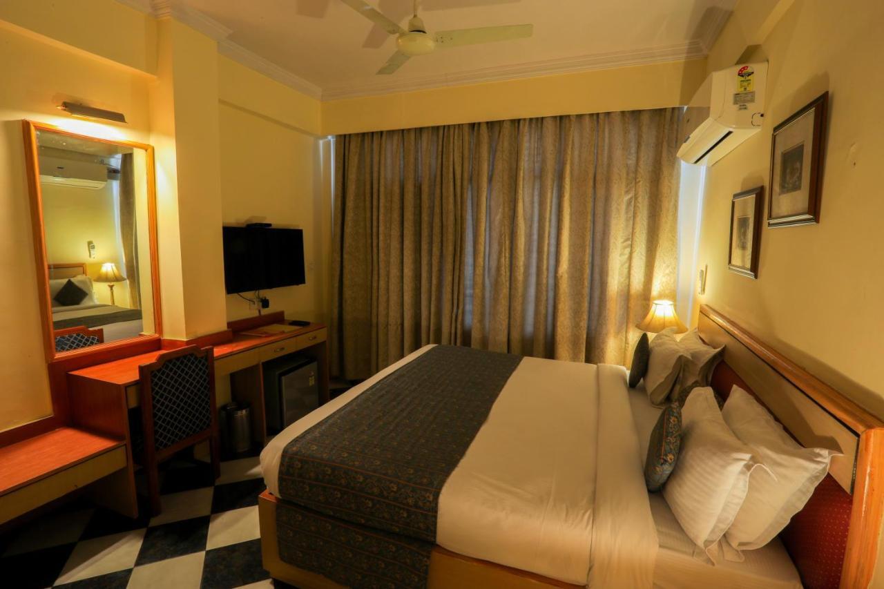 Classic Residency Haridwār Esterno foto